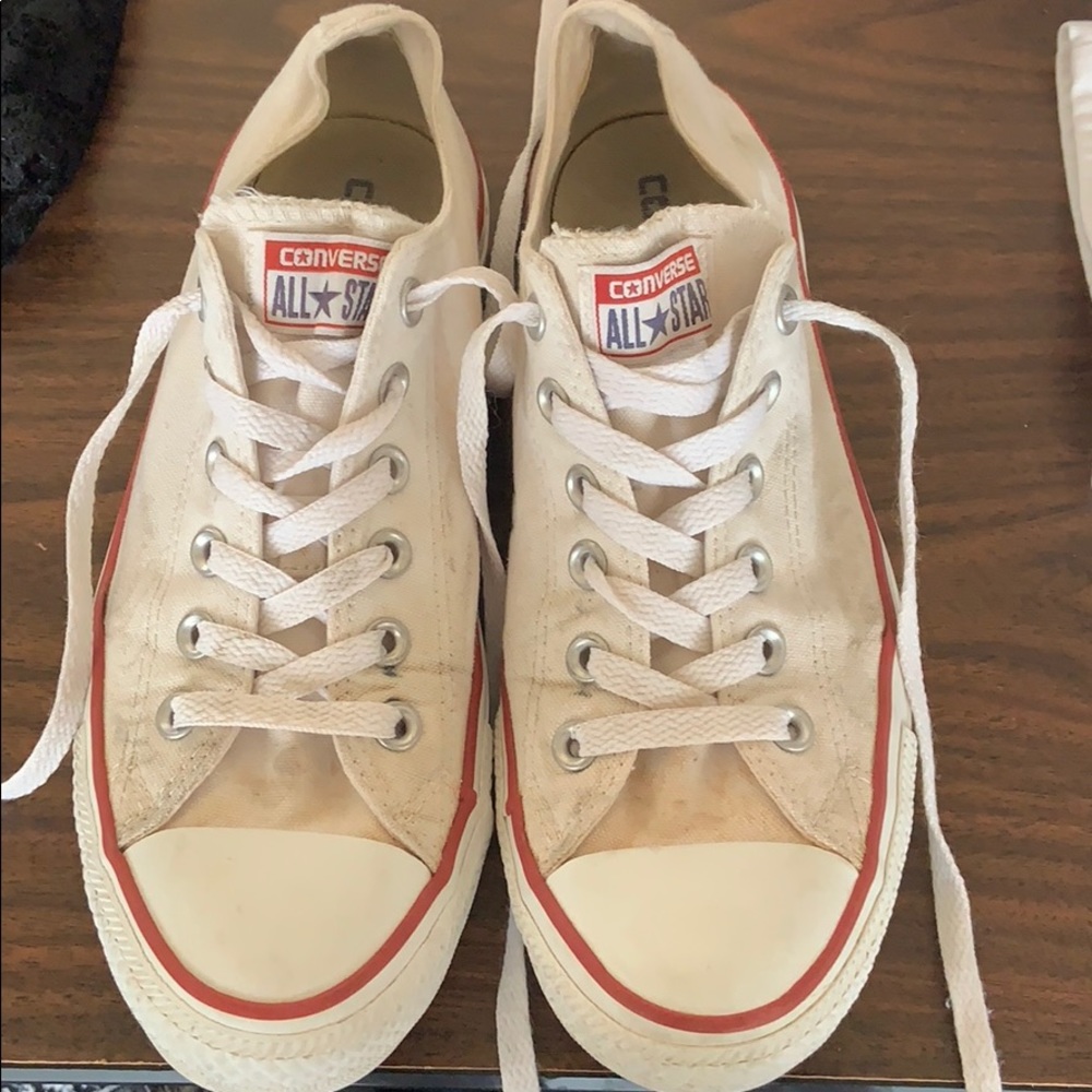 White converse sneakers